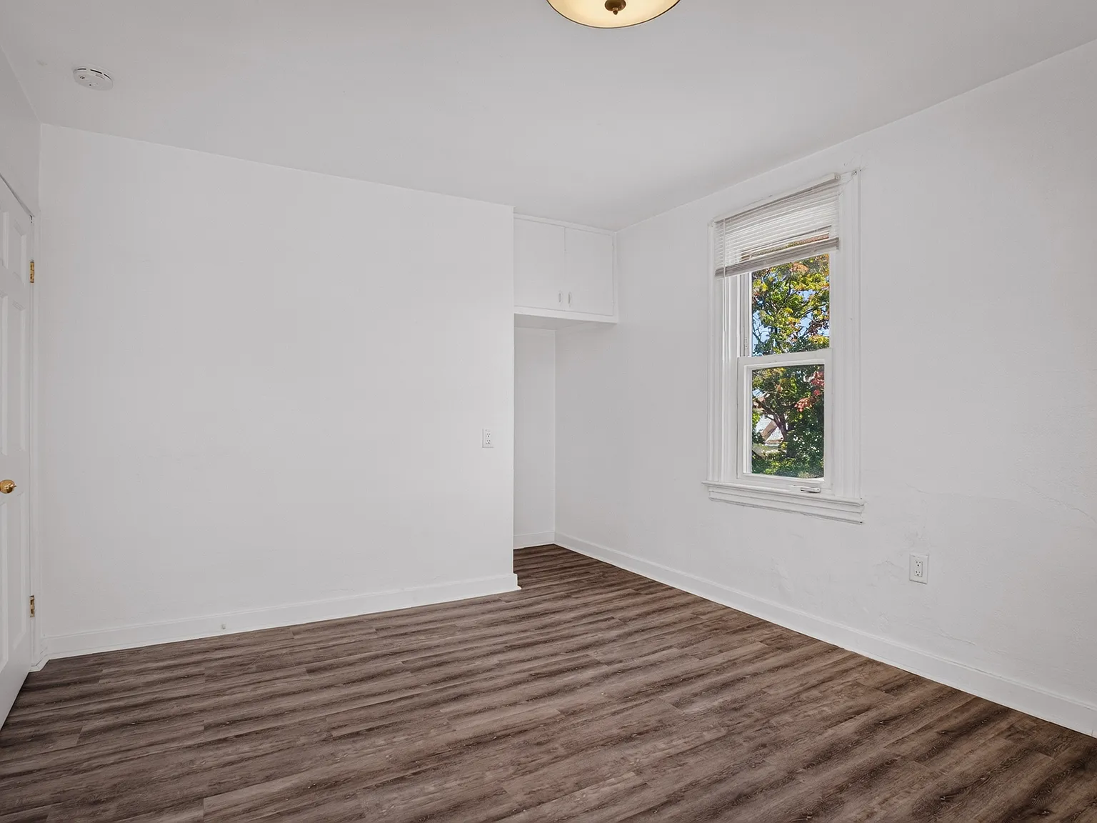 2 bed, 1.5 bath, 1080 sqft, $1,450 — Photo 2
