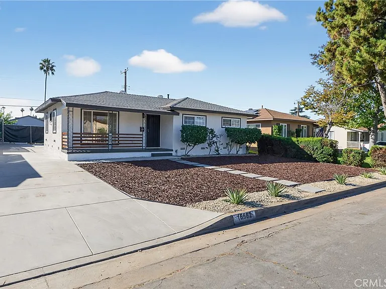 16682 E Greenhaven St — Photo 2