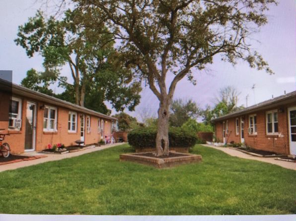 31 W Williams St #D
