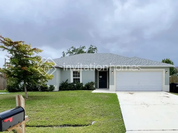 832 SE Starflower Ave, Port Saint Lucie, FL 34983