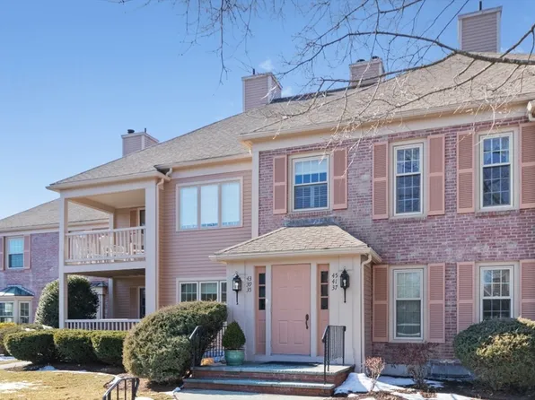 43 Highland Ct Unit 43, Needham, MA 02492