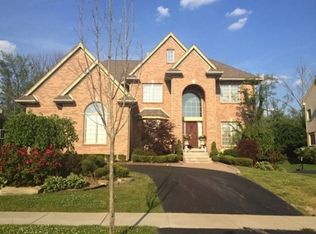 7337 Carlyle Xing, West Bloomfield, MI 48322