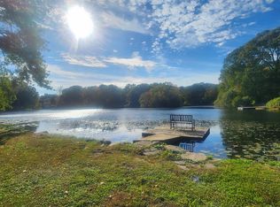 2100 Little Meadow Rd, Guilford, CT 06437