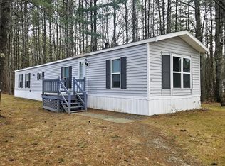 29 Parkwood Dr, Randolph, ME 04346