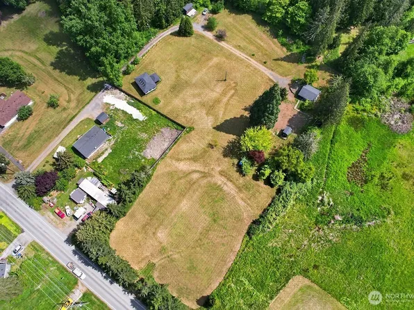 1718 S 3rd Avenue, Sequim, WA 98382