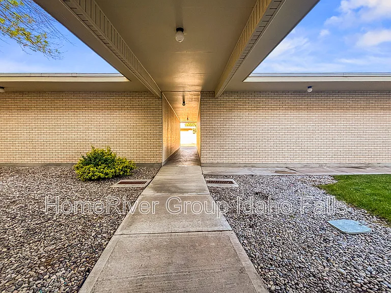 1830 Balboa Dr #K — Photo 16