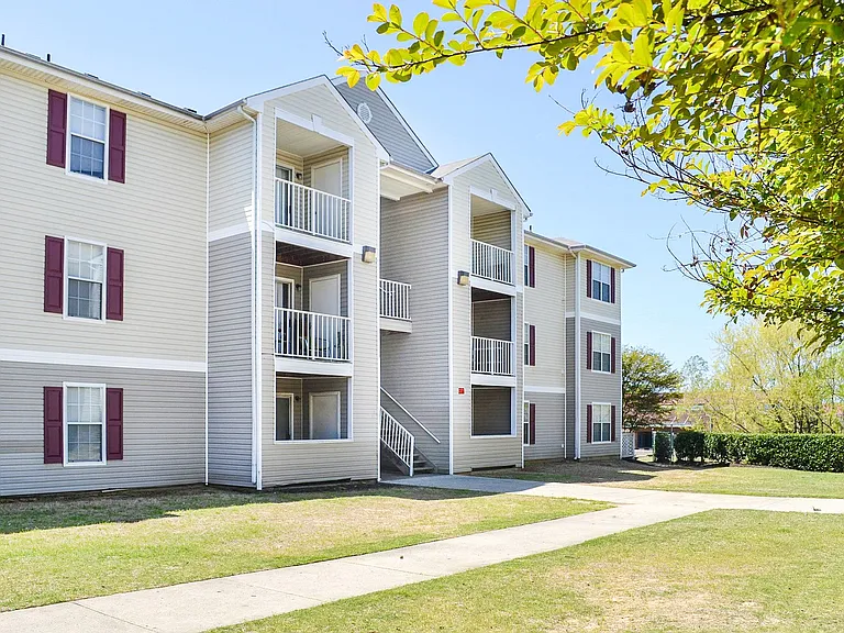 Autumn Ridge Apartments — Photo 7