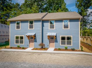 40 Trevor Trl, Clyde, NC 28721
