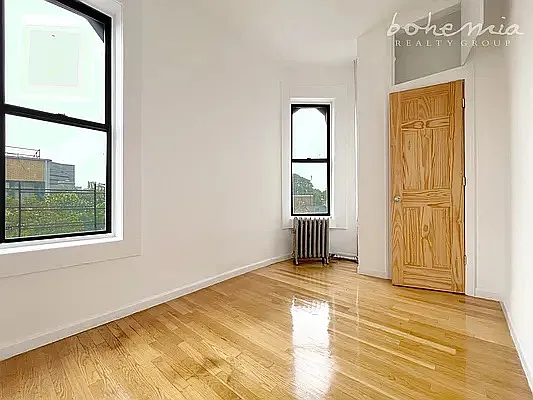 Rented by Bohemia Realty Group | media 11