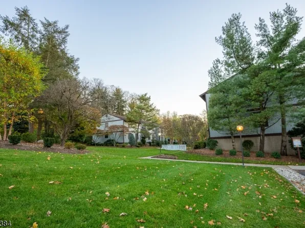 50 Rock Rd #B9, Hawthorne Boro, NJ 07506