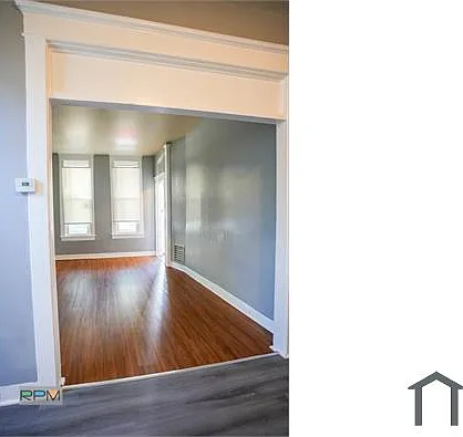 3201 Clarence Ave — Photo 8