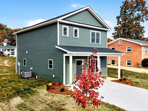 903 Fisher Cir, Staunton, VA 24401