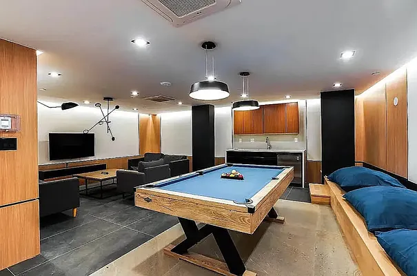 Rented by Highline Residential | media 14