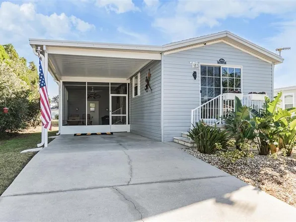 3836 Chris Dr, Zephyrhills, FL 33543