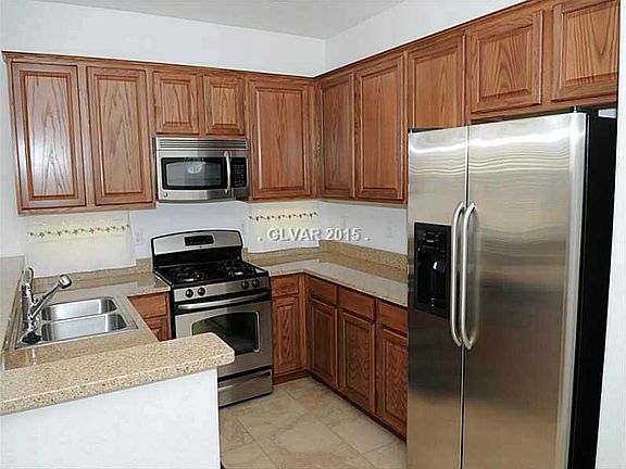4th image of 636 Palm Wash Ln