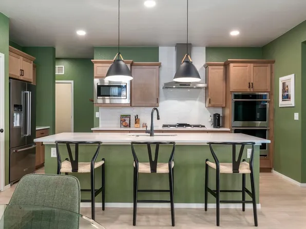 5017 Leopold Ln, Timnath, CO 80547