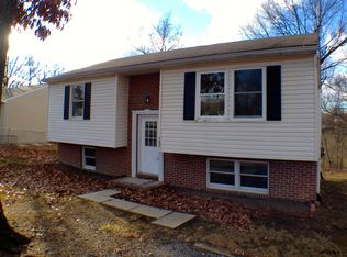 157 Country Park Dr, Winchester, VA 22602