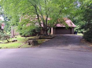 3421 Thompson Dr, Ashland, KY 41102