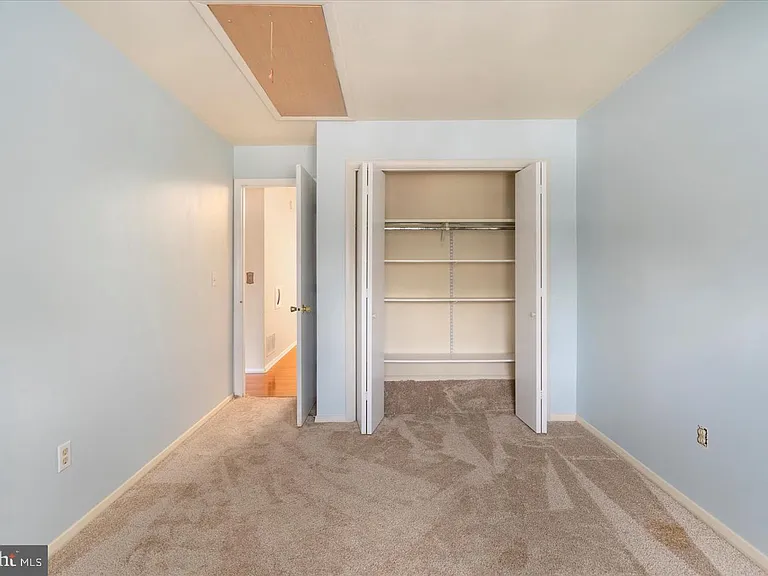 416 Five Farms Ln — Photo 18