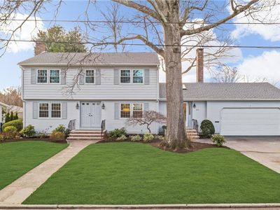 217 Belvedere Dr, Cranston, RI, 02920