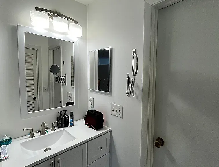 3036 S Semoran Blvd #3 — Photo 2