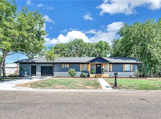 800 Randy Dr, Woodway, TX 76712