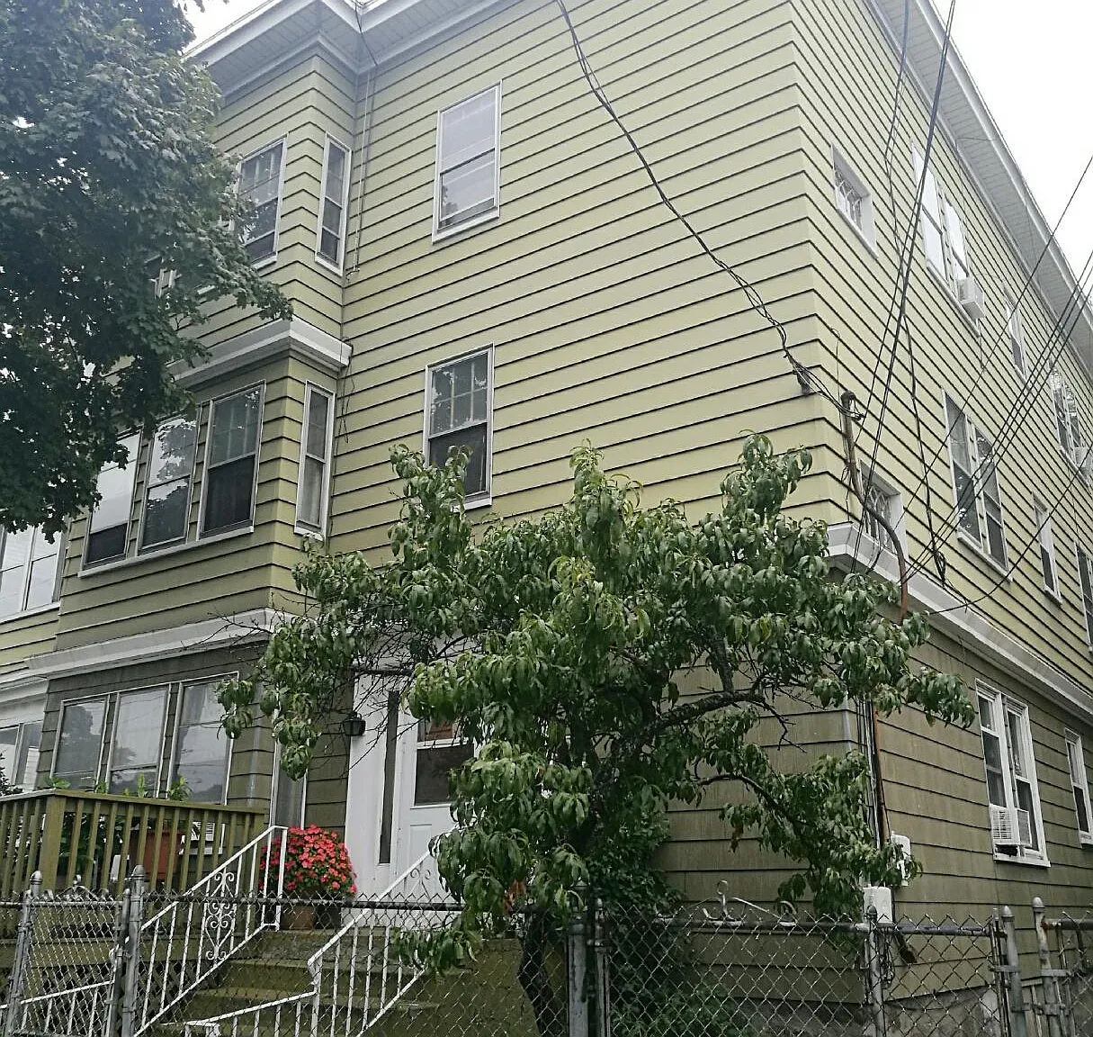 Henry Ave — Photo 1