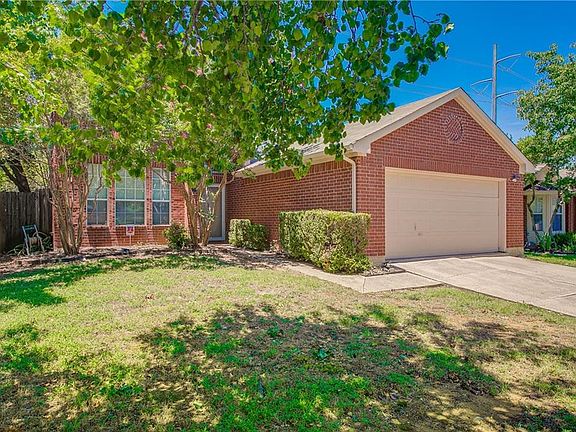 2nd image of 2068 Belvedere Dr