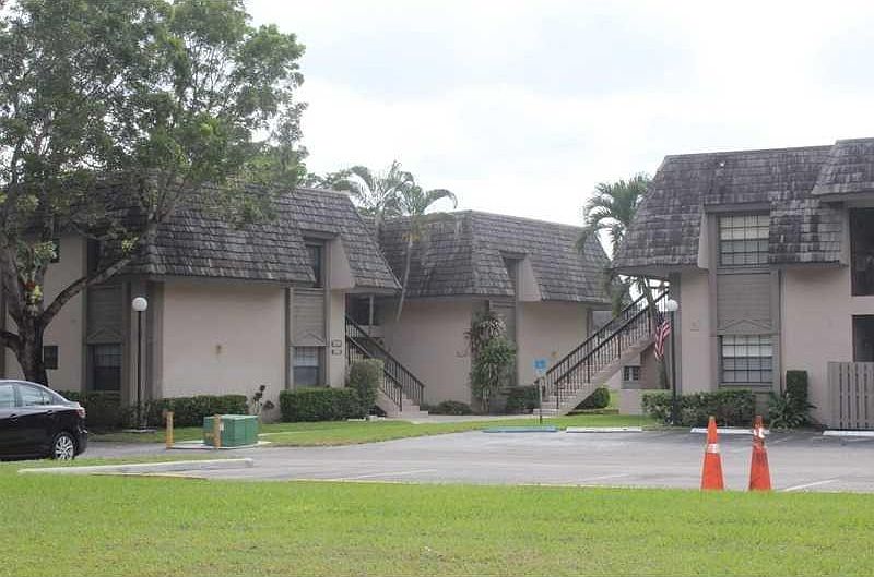 1st image of 3653 NW 94th Ave