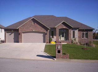 3426 N Prince Ln, Springfield, MO 65803