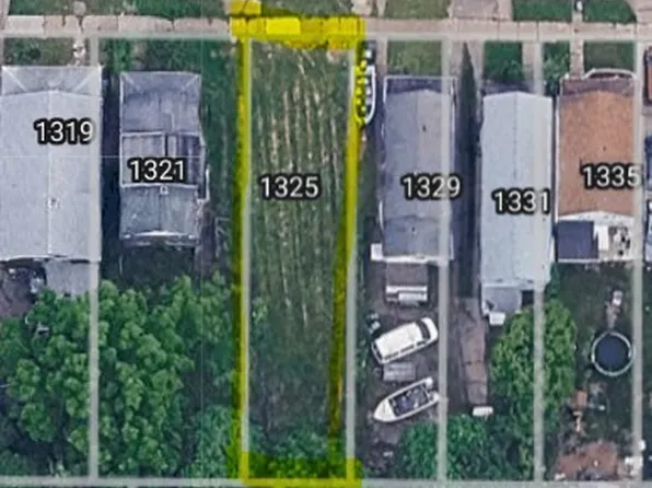 1325 Ashland Ave #27, Niagara Falls, NY 14301