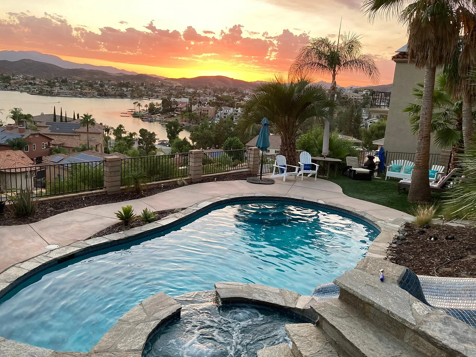 5 bed, 2350 sqft, $7,899 — Photo 3