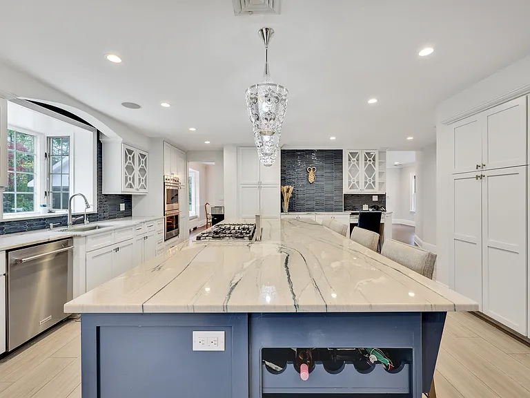 105 Everit Ave — Photo 13