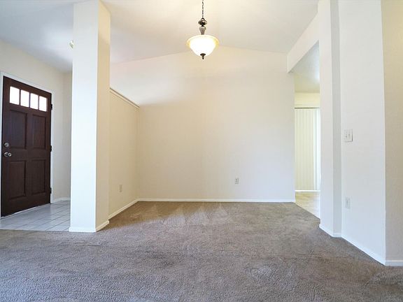 4th image of 2240 W Harold Ct