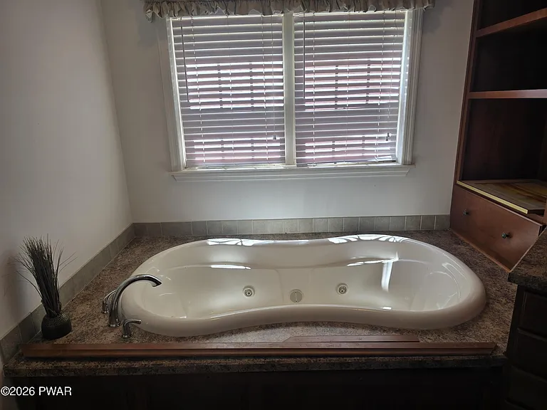 103 Spruce Pl — Photo 11