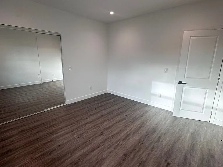 611 Silver Strand Blvd — Photo 30