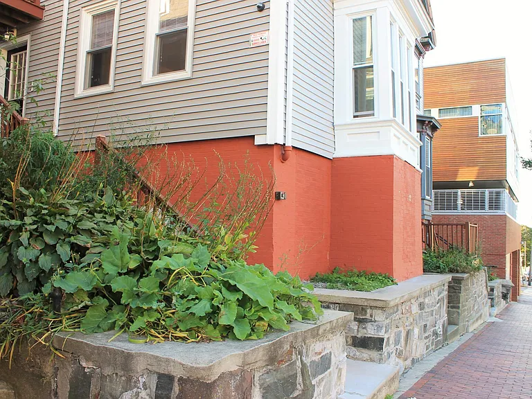 812 Congress St #2 — Photo 13