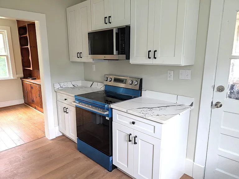 1013 Ruthers Rd — Photo 6