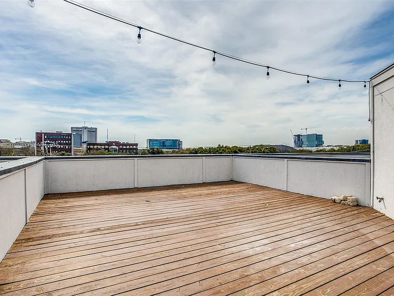 3405 Bryan St — Photo 16