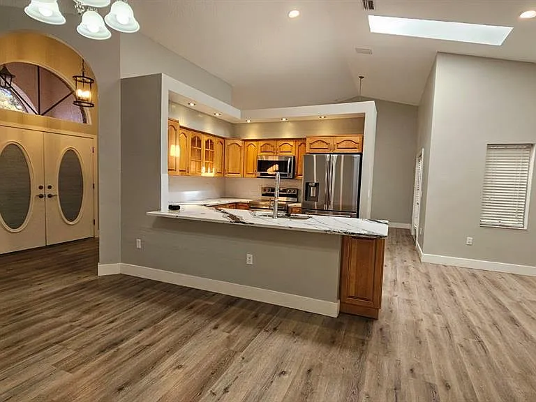 18720 Oak Way Dr — Photo 8
