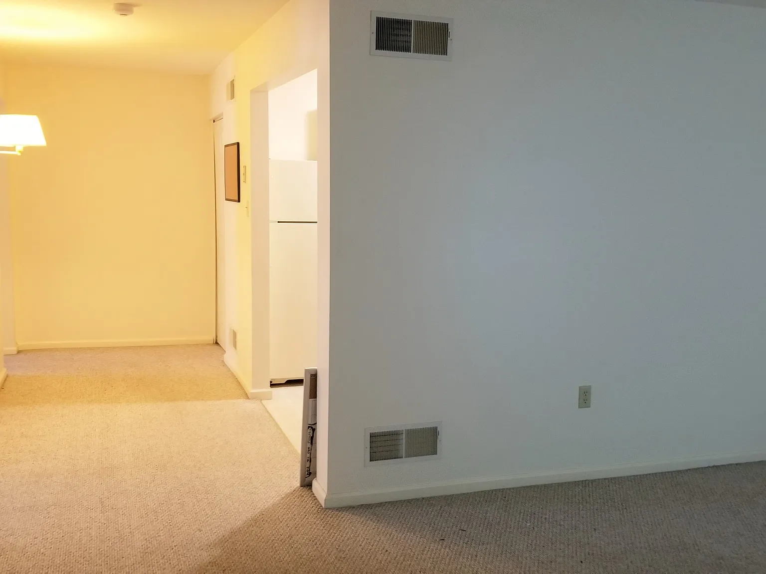 1 bed, $1,050 — Photo 4