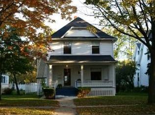 110 7th Ave, Baraboo, WI 53913