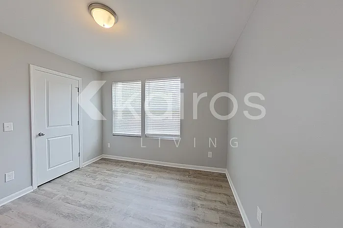 2502 Kenton Ct SE — Photo 7