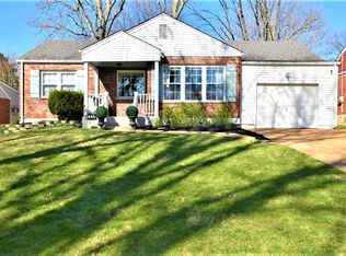 1441 Pinetree Ln, Saint Louis, MO