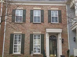 787 Monument Ave, Woodbridge, VA 22191