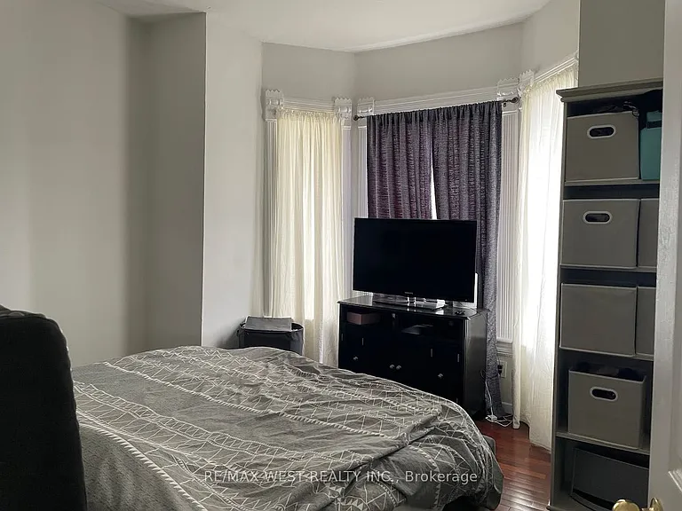 96 Springhurst Ave #2 — Photo 9