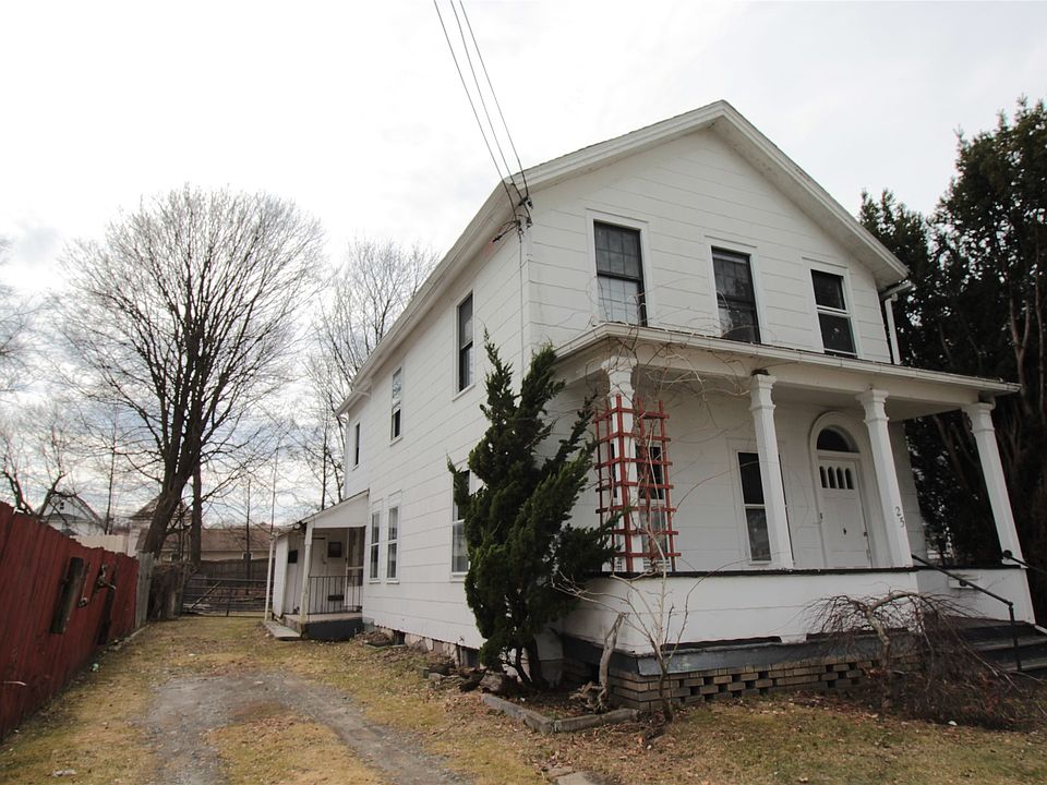 1st image of 25 Meadow St