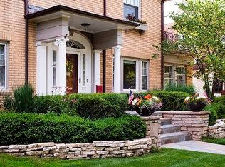 841 Clinton Pl, River Forest, IL 60305
