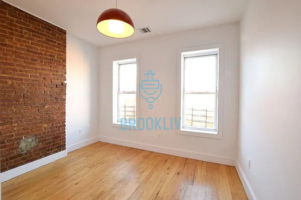 Rented by null | media 12