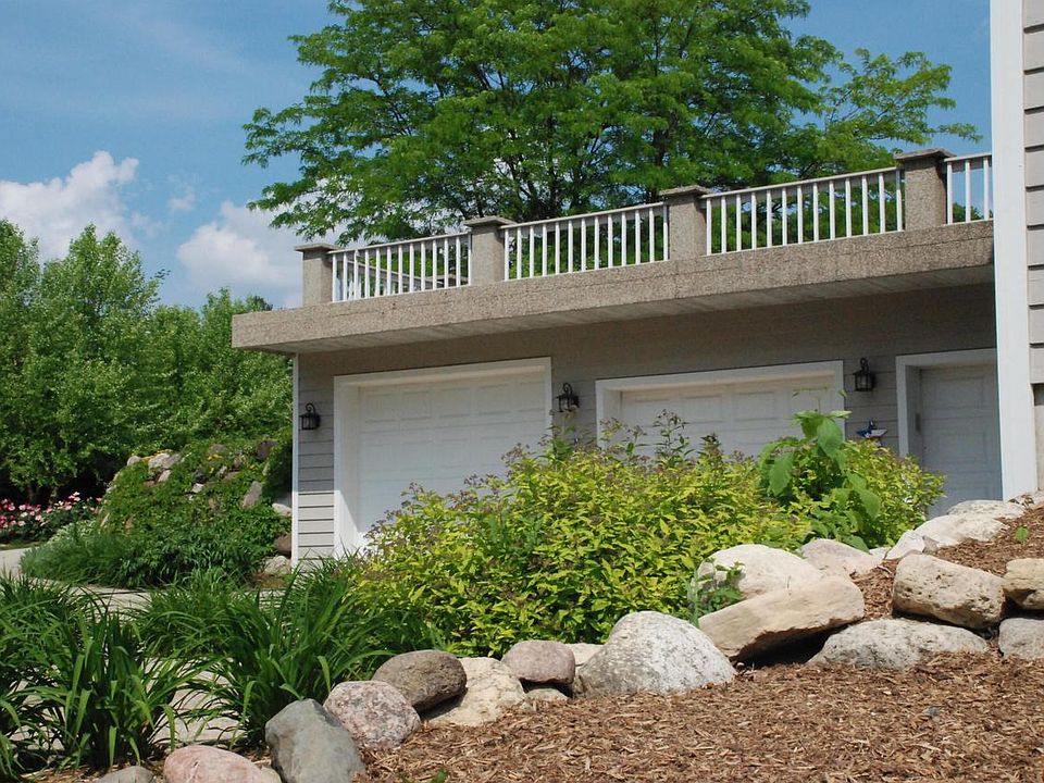 W3995 Kenyon DRIVE, Lake Geneva, WI 53147 MLS 1829230 Zillow